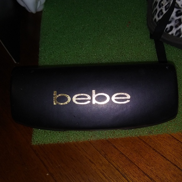 bebe - Picture 1 of 3